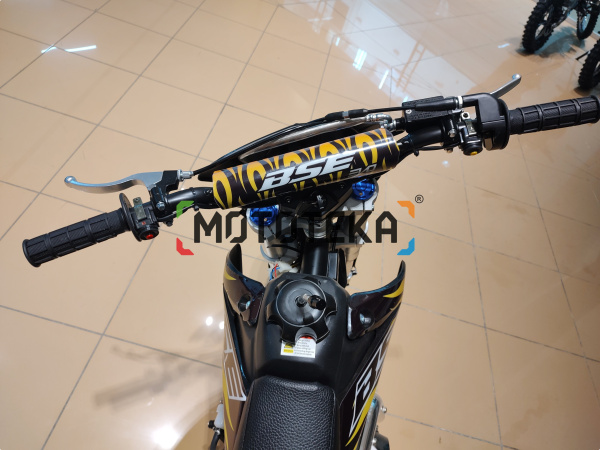 Питбайк BSE (БСЕ) EVO 110e Hotrod Red 14/12 M (мех. КПП) жёлтый | Мототека Питбайк BSE (БСЕ) EVO 110e Hotrod Red 14/12 M (мех. КПП) жёлтый | Мототека